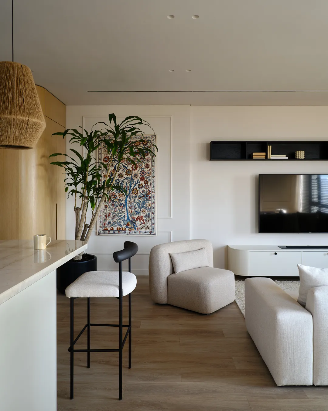 Penthouse in the Mountains 